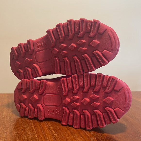 Tundra Girls waterproof snow boots - Picture 4 of 8